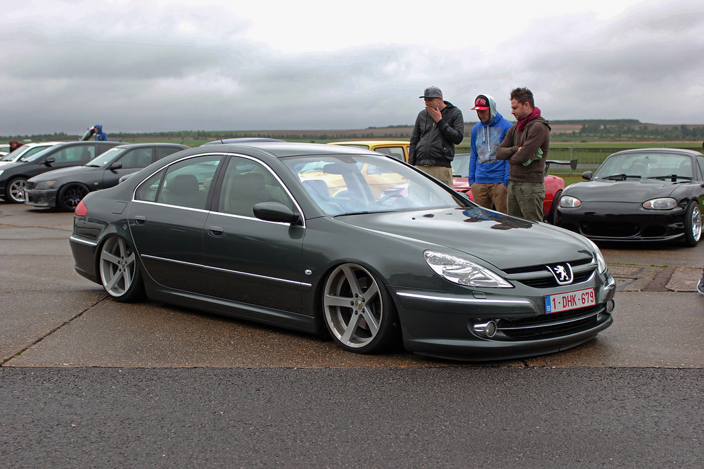 Stanced Peugeot 607 french vip car