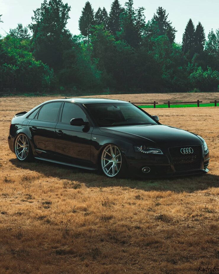 Clean OEM+ Audi A4 B8 With Subtle Mods and Air Suspension
