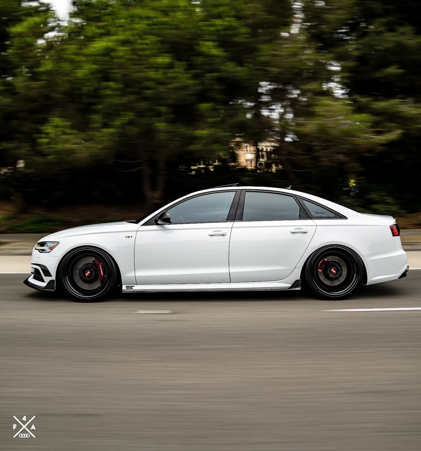 Audi S6 C7.5 with CETE lowering module for air suspension