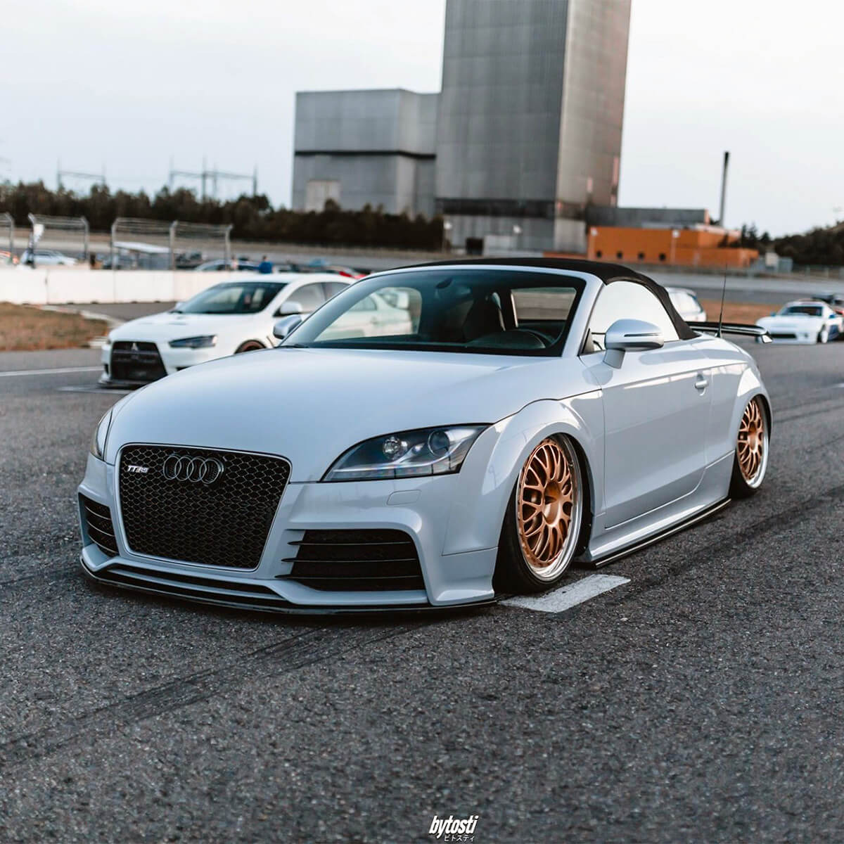 Audi TT RS with Ingo Noak frontspoiler and Side skirts