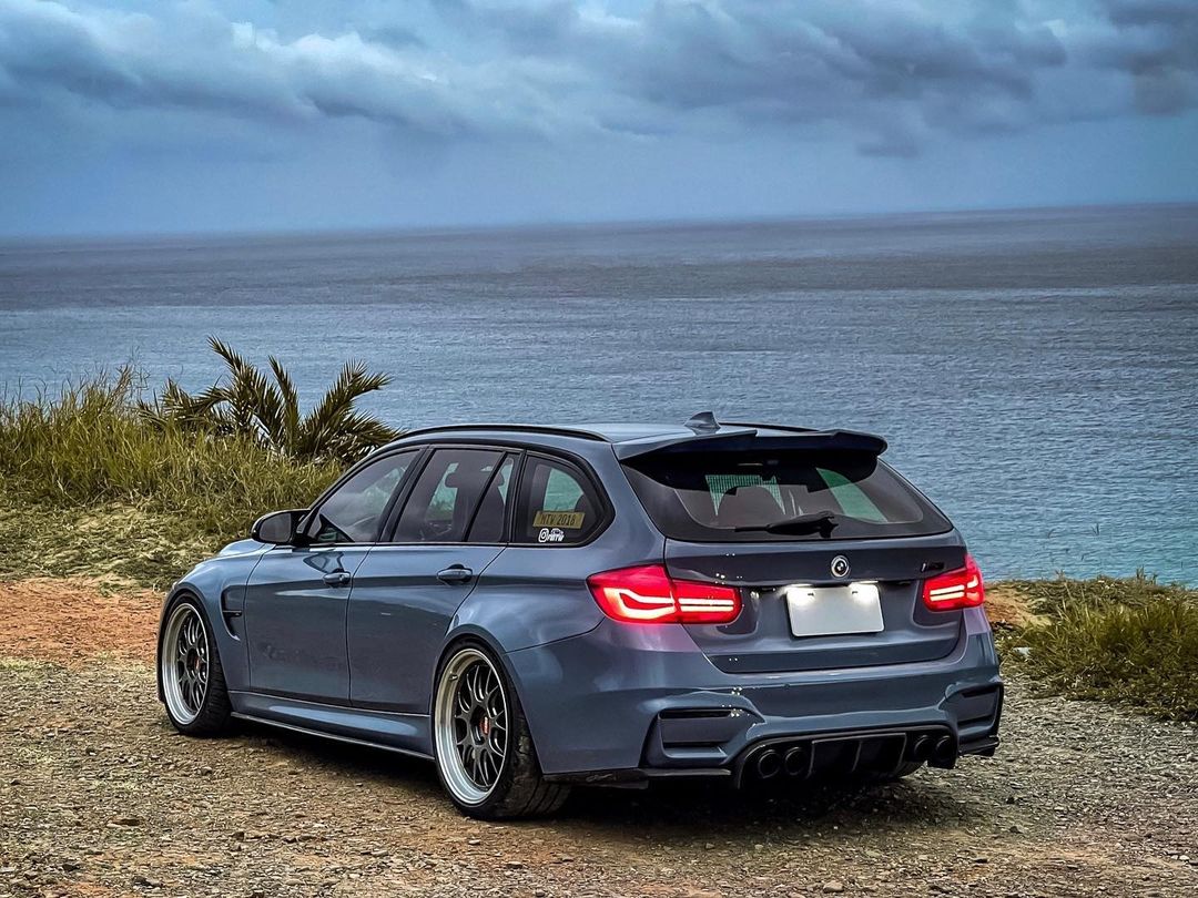 BMW M3 Wagon F81 blue modified