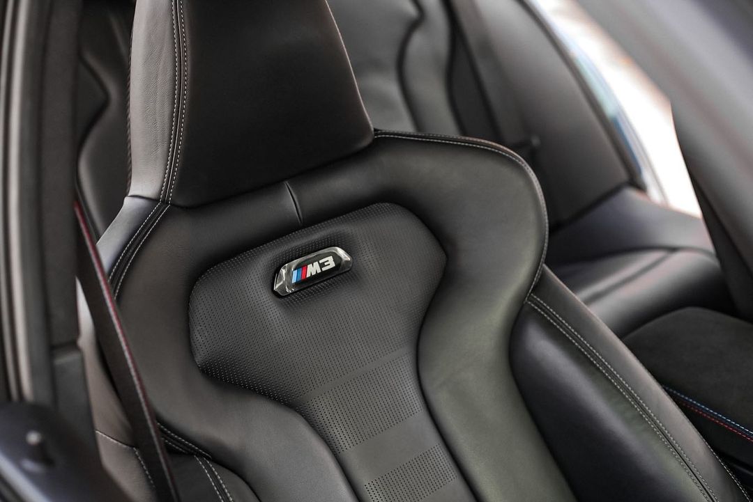 BMW M3 F80 Black leather seats by recaro with M3 logos