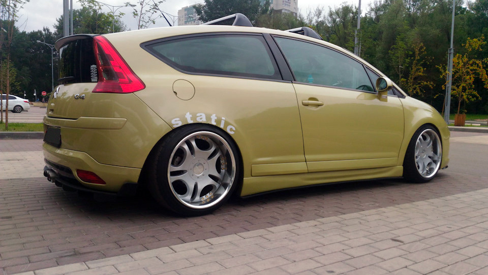 citroen C4 stance Work Barosso R18 staggered 8 and 9 wide