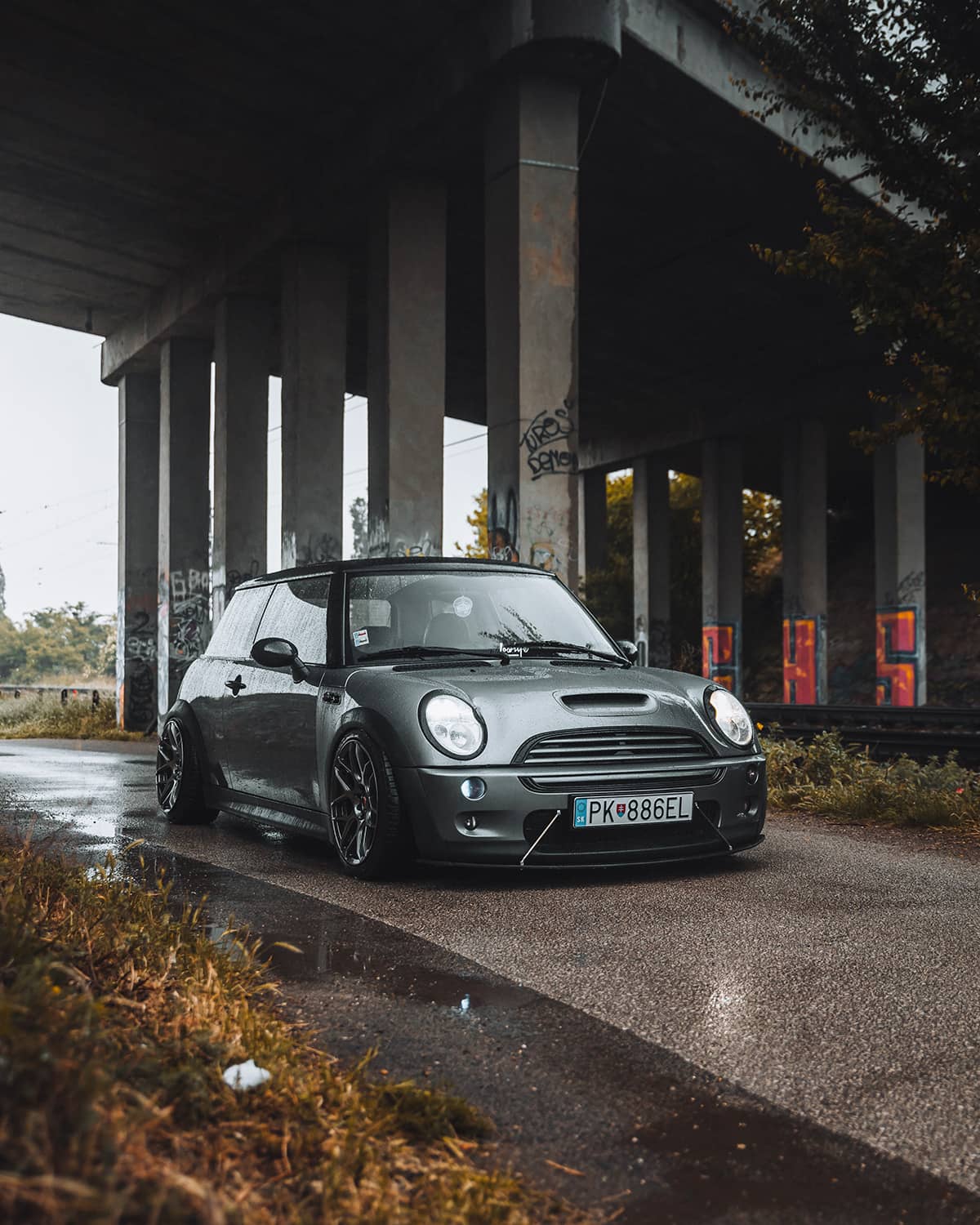 Stanced Mini Cooper S with air suspension