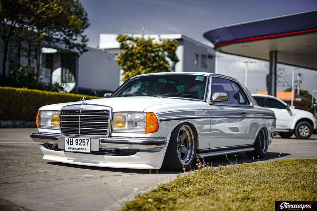 Mercedes C123 Coupe AMG