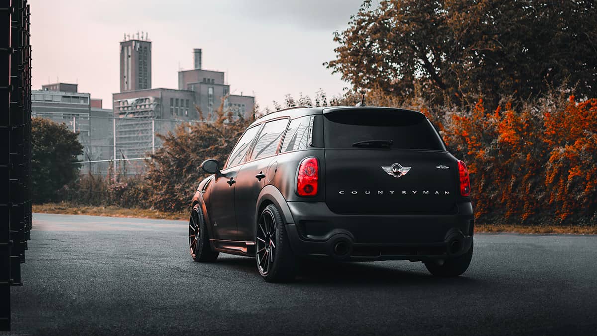 Custom Mini Countryman R60 with exterior mods