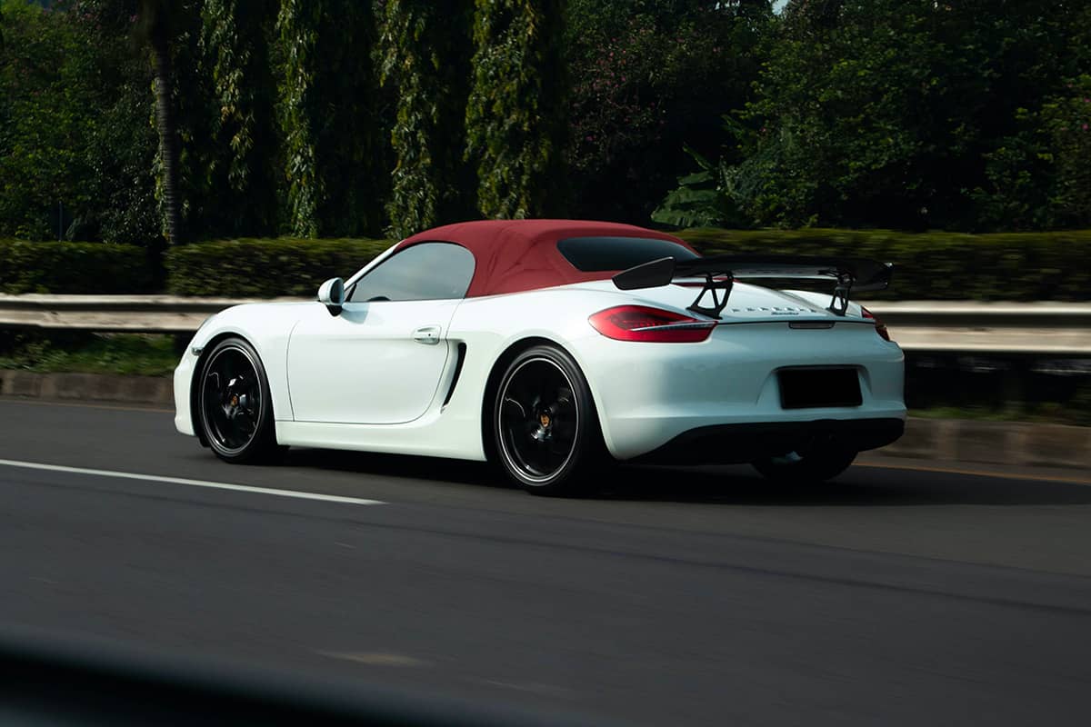 Porsche Boxster 982 Lowered white with red soft top