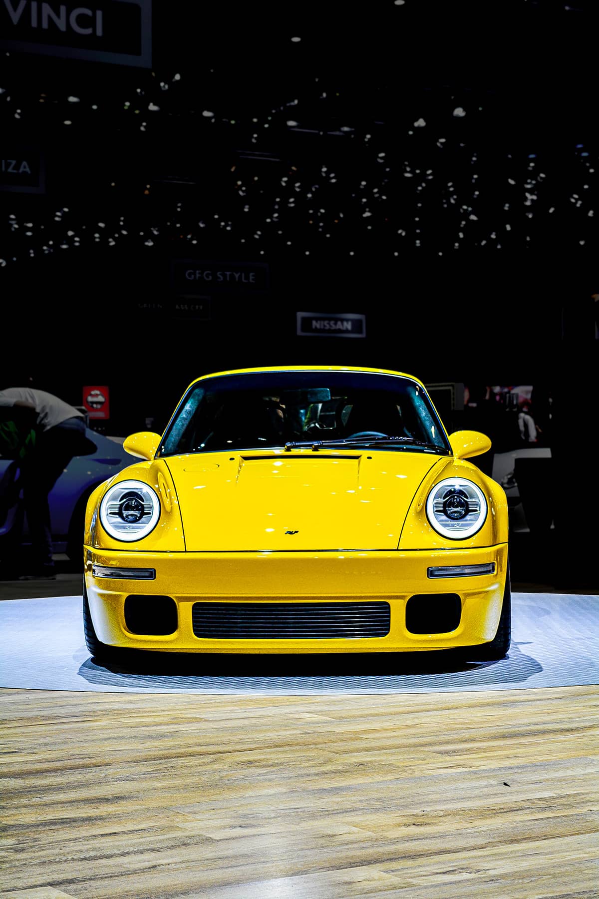 Porsche 911 RUF yellow