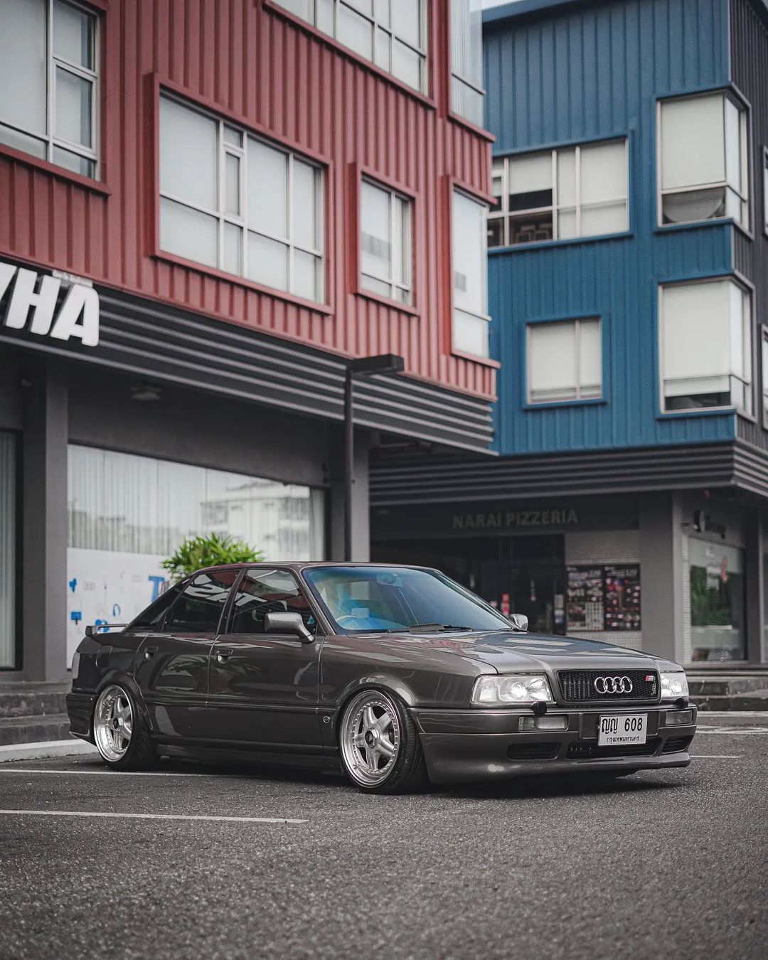 Stanced 1994 Audi 80 B4 Zender on BBS Strosek and Air Suspension