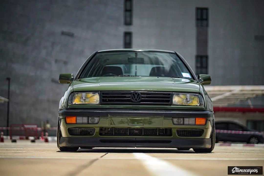 MK3 Golf with black grille and yellow headlights